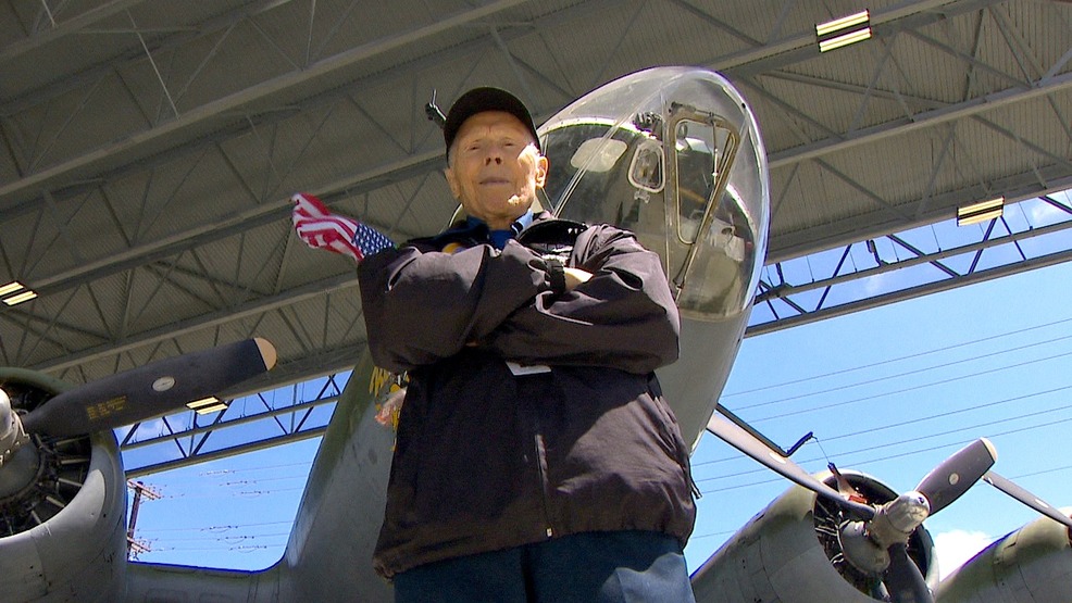 Eric's Heroes: The B-17 Pilot Who Is A Living Link To History | KOMO