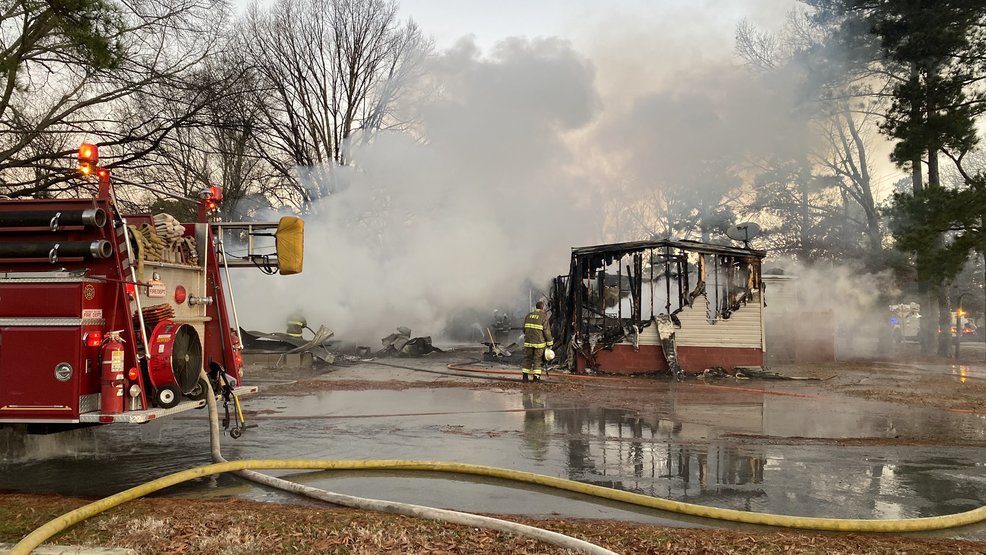 Firefighters battled two mobile home fires Tuesday morning in Pulaski