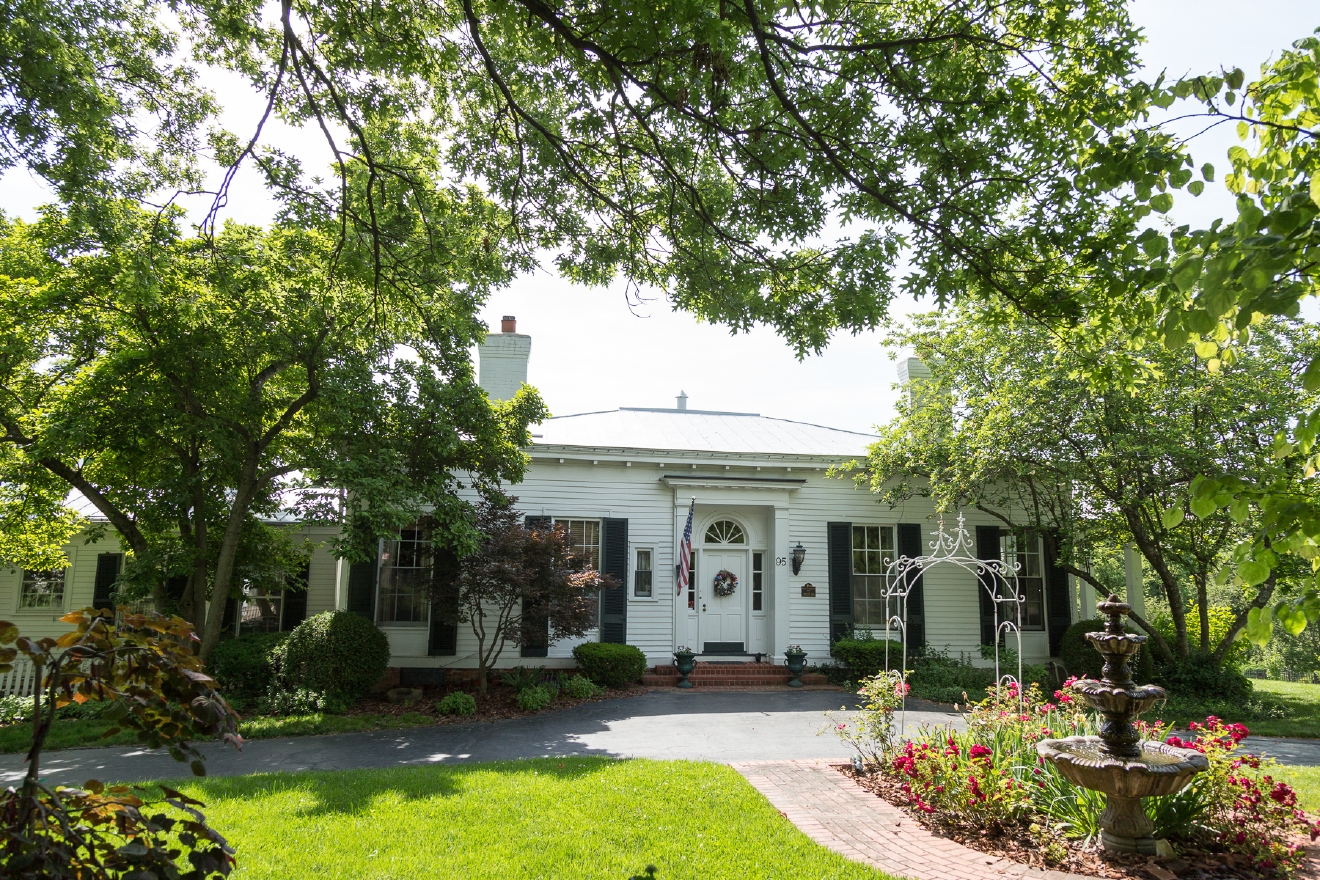 Photos The UltraAdorable Homes Of Glendale, Ohio Cincinnati Refined