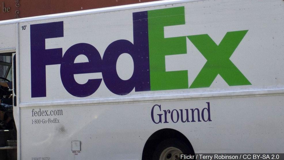 file   fedex truck/ cropped photo: flickr / terry robinson / cc