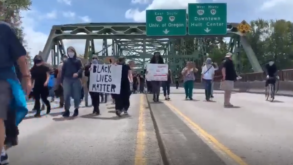 Protesters block Ferry Street Bridge in Eugene KTVL