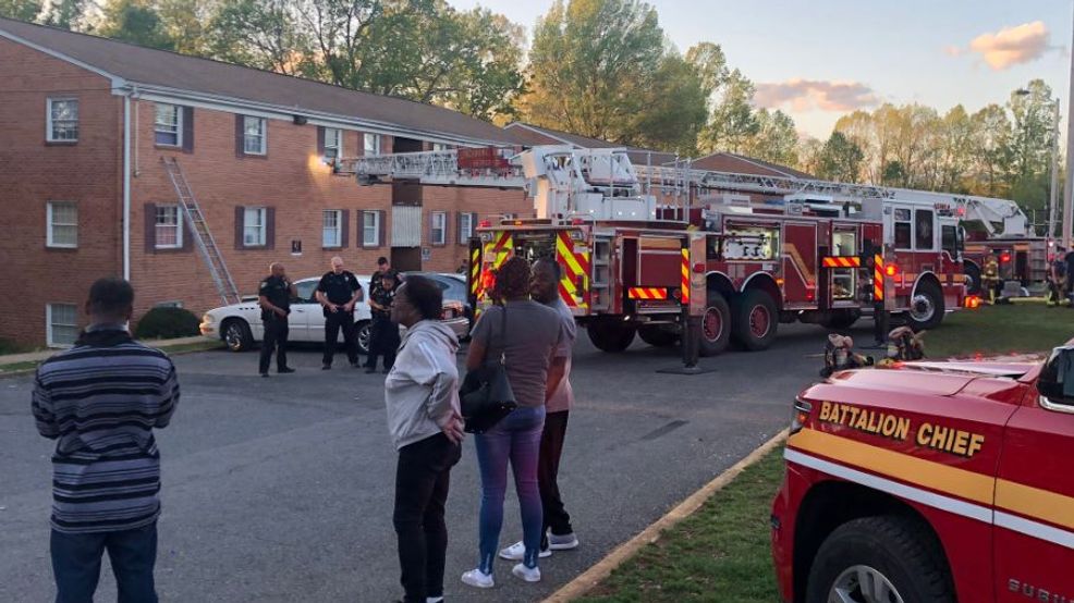 Firefighter injured, 2 kids rescued after fire at James Crossing