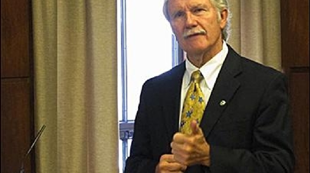 Kitzhaber special session 405.jpg