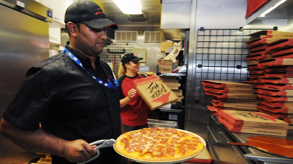 Pizza Hut plans to hire 14,000 delivery drivers this year, including