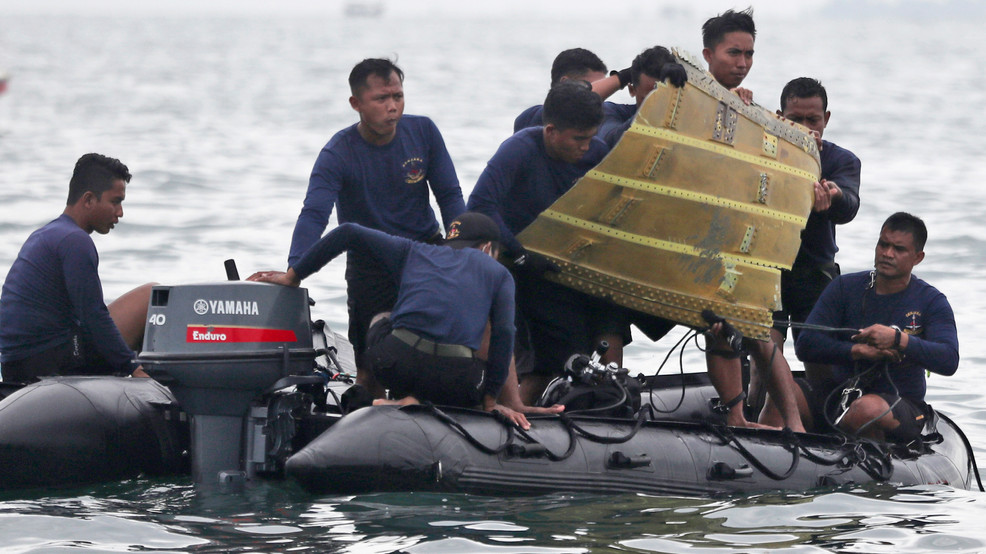 Families of Jakarta plane crash victims file lawsuit against Boeing image