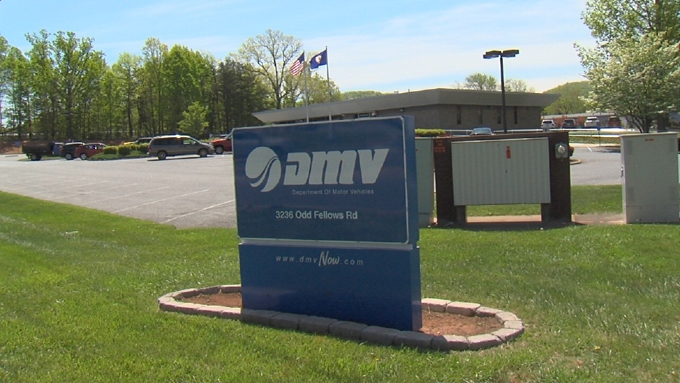 former-dmv-employee-sues-over-firing-wset