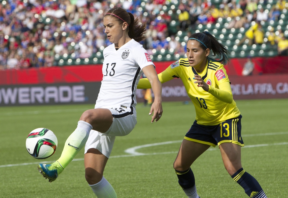 Us Women S Soccer Team Beats Colombia Advances At World Cup Wluk