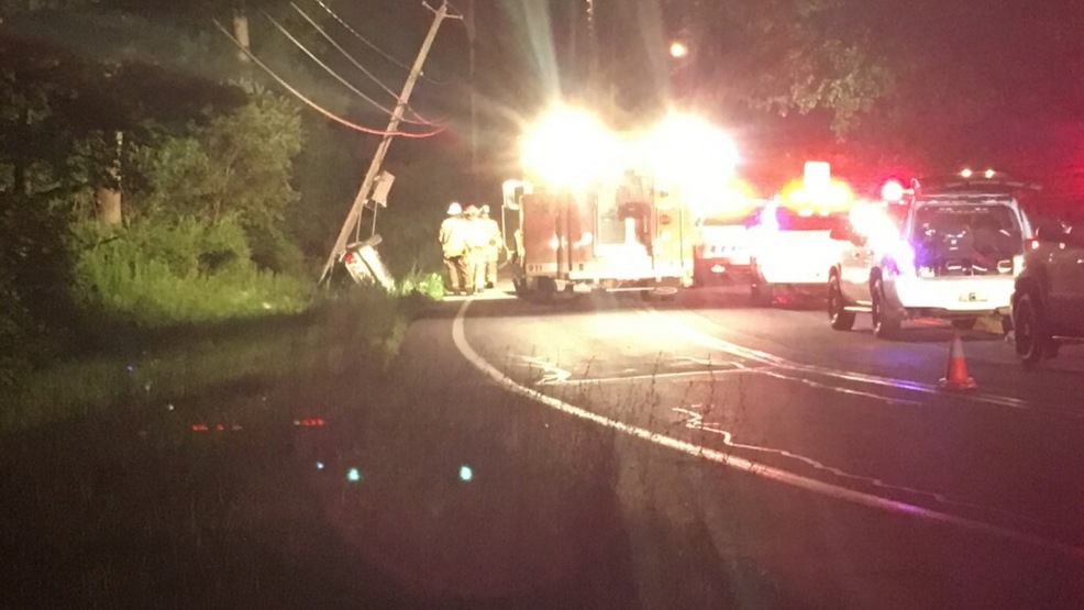 Crews respond to rollover crash in Niskayuna | WRGB