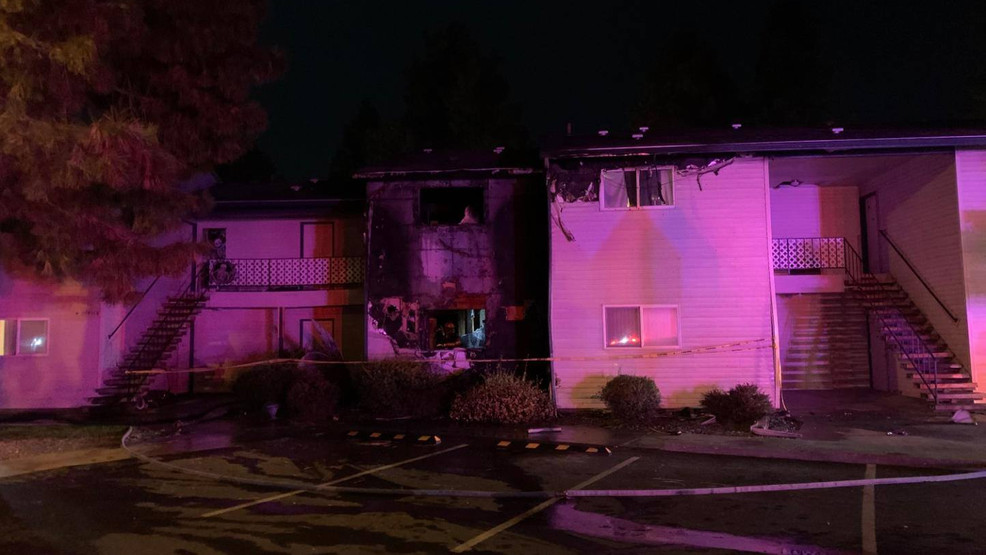 Several people displaced after fire rips through Umatilla apartment