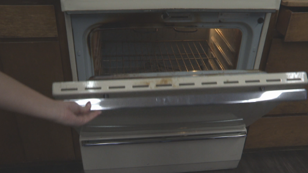 Leaving the oven "cracked" open Tips to keep your family warm during